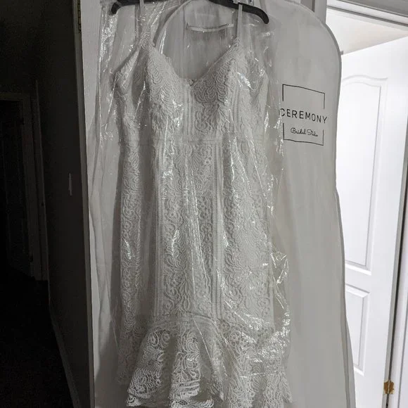 Guess Flounce Hem Dress - Picture 5 of 5